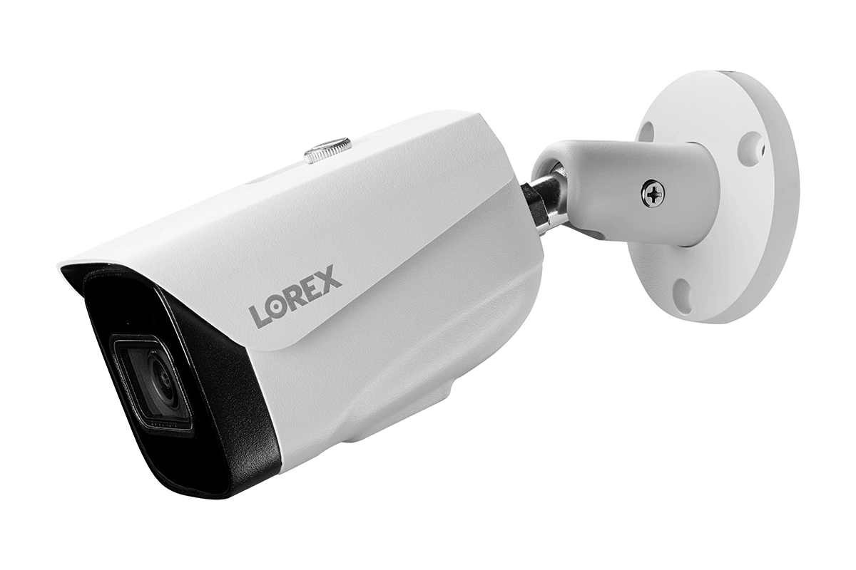 Lorex 4K (8MP) Smart IP White Security Camera with Listen-in Audio and Real-Time 30FPS Recording - Open Box