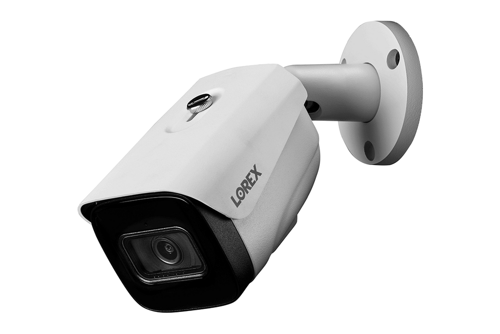 Lorex 4K (8MP) Smart IP White Security Camera with Listen-in Audio and Real-Time 30FPS Recording - Open Box